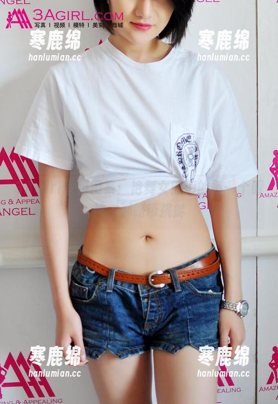 3Agirl女郎 3Agirl幸福图集:艳舞女郎们的每一个眼神,都略带挑衅
