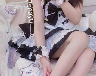 在线写真至上，AT鲨的清纯学妹作品有种让人想要插科打诨的可爱！