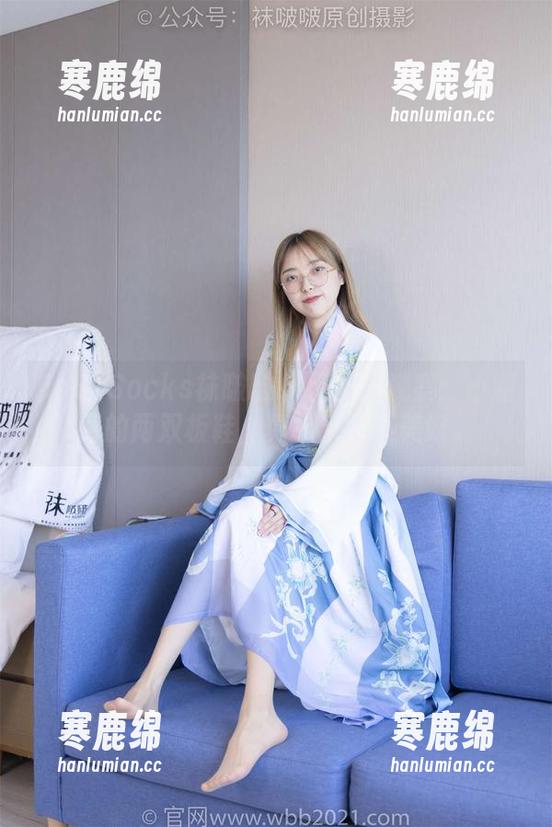 BoBoSocks袜啵啵 - 无圣光观察：小甜豆的两双板鞋，真相果然不美好。