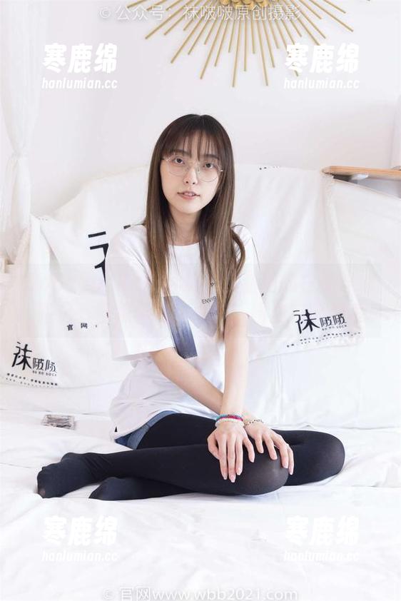 BoBoSocks袜啵啵 - 甜甜圈的白船袜探险记：当袜子遇上摄影！图包在等你哦