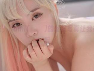 一张接一张，Dami(퀸다미)的丝袜写真让我在网盘里沉醉