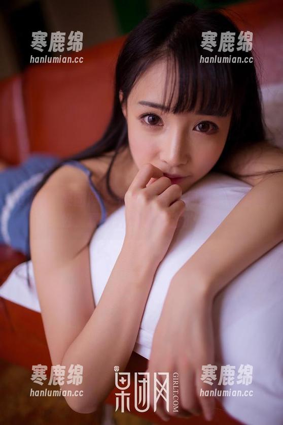 GIRLT果团网-周妍希 GIRLT果团网 - 长腿无误!周妍希高清图包,真有种想滑下去的冲动