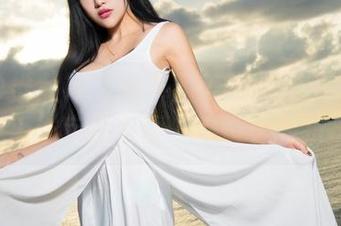 TGOD推女神 – 水手服下的柠檬c_lemon：定制写真中的奇怪转折