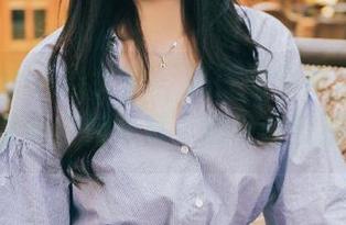 TouTiao头条女神 – 旅行加分项，杨漫妮baby最新空姐写真，别说我没提醒你！