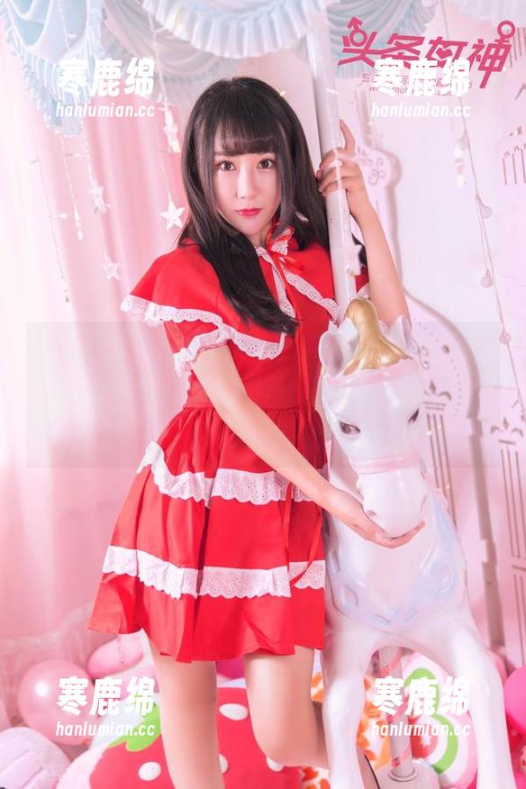 TouTiao头条女神 - 杨漫妮baby黑丝与我，都是图库里的高清‘老司机’——老司机带你飞！