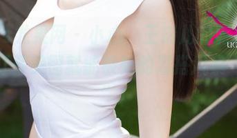 UGirls尤果网 – 小心，王瑞儿的旅拍在线了，打开美图就能被她的混搭风暴“轰炸”！