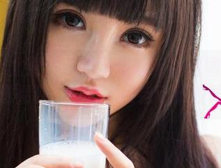 UGirls尤果网 – 芊小童水手服这图集真不会送福利，注意力会自动归位吗？