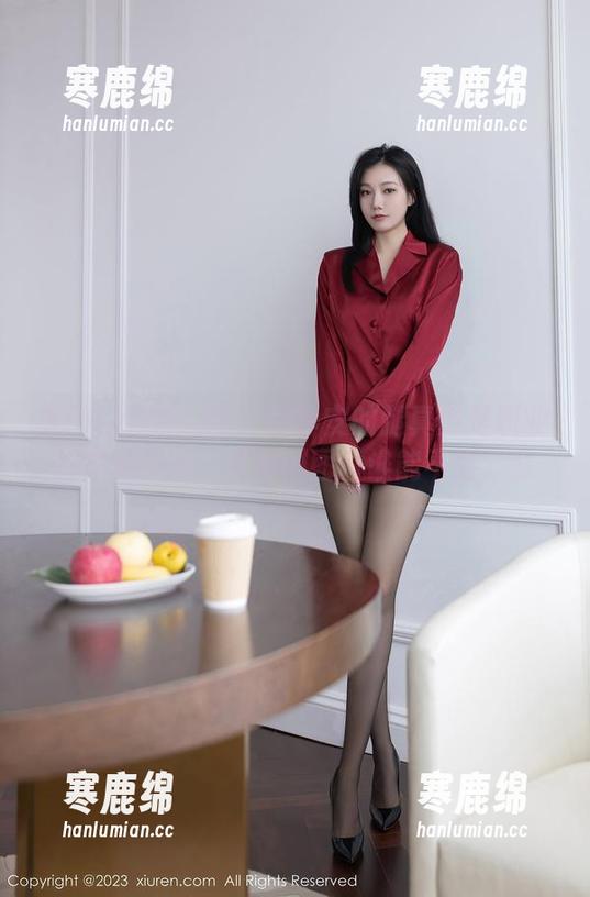 Xiuren秀人网 - 韩静安的腿真的是职业装中的顶流，这福利图片谁能不喜欢？