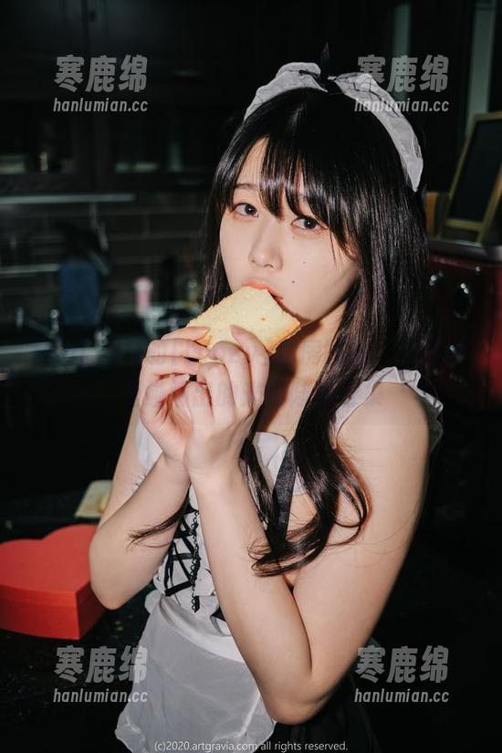 Zia(지아)的[Loozy]私房图鉴：在网吧里碰撞出的光怪陆离合集
