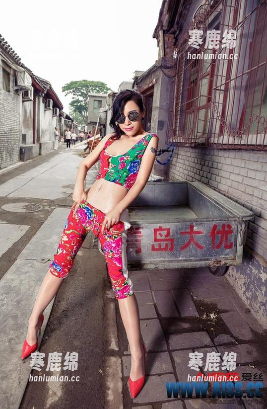 aiss-欣杨 aiss - 当少女遇上高清,欣杨合集,后果自负!