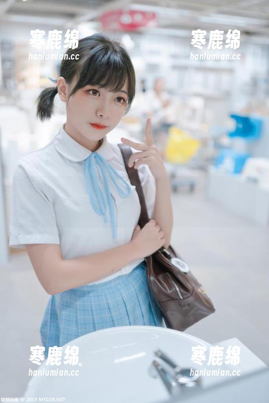 欢迎进入lovely呆玄的女王范儿，高清图包等你来撩！