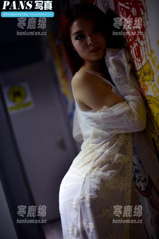 pans - 雯雯的豹纹全套图片，活脱脱的“丛林女神”，现任热带森林的最佳自拍大使！