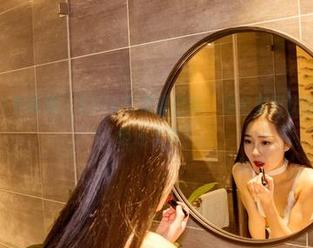 partycat轰趴猫 – Ellie艾栗栗日常：这全套可比我自己的衣柜还丰富！