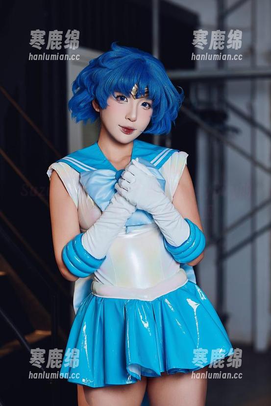SuzukaSummer？当然是puypuy的写真让人不小心多看了几眼