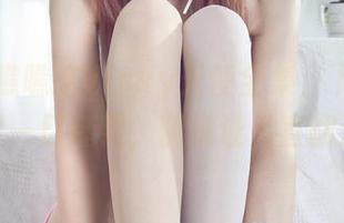 丽柜 – 瞧瞧这Vicky天使全集，下载就像品尝一口糖果，甜到让人直翻滚。