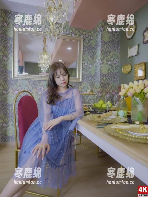 丽柜-桃子 丽柜 - 桃子的精选作品,清纯得好像在清晨的露水里!