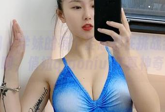 微密圈 – 学妹的每个姿态都在挑战我的想象啊，俏妞qiaoniuTT真神奇。