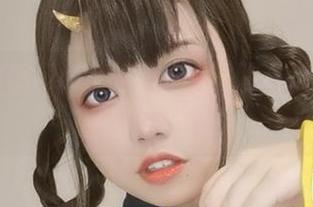 啊日日_Ganlory的泳衣大冒险：这身材我打不死你啊！