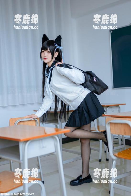 不拆线的短发女孩，喵糖映画图包来啦，快来探个究竟！