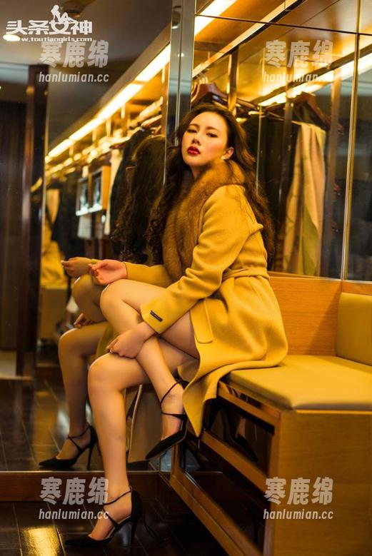 头条女神-王竹 头条女神 - 王竹的连体衣,追梦免费写真之旅!