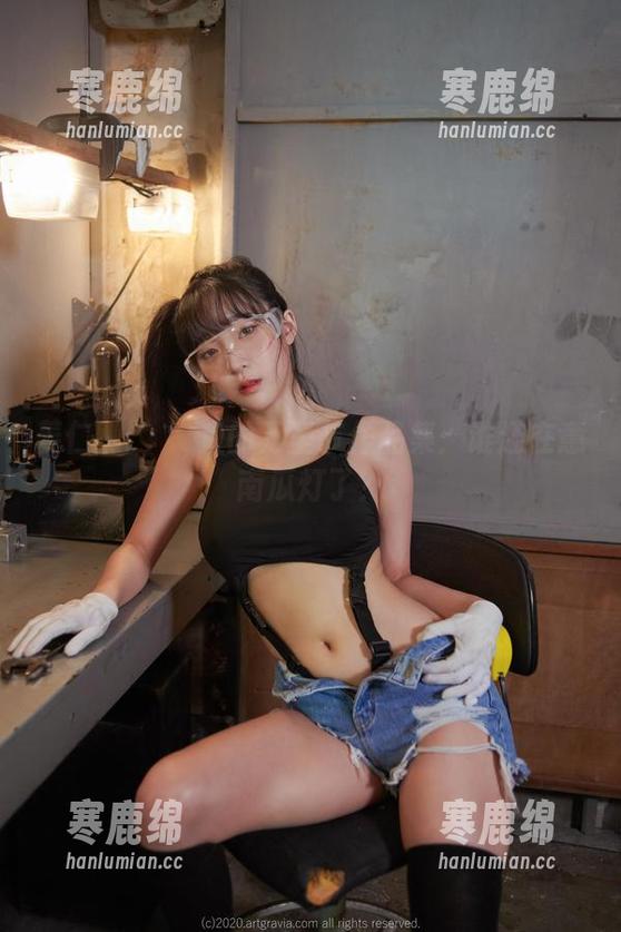 姜仁卿(강인경)的万圣节作品集：谁还在意南瓜灯了？
