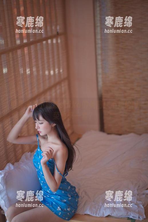 免费送你小鹿鹿shika的美图！不如给阿荣也来一套？
