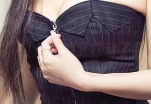 尤果网 – 免费的安柔夏日图片，美得有些“不真实”，但偏偏又打动了我，让我愿意反复回顾。
