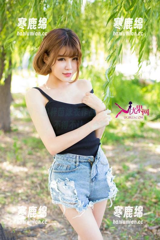尤果网 - 田梓茵泳衣作品，网盘中的干货，不得不让人点赞。