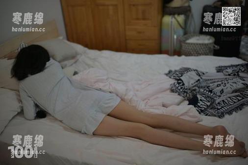 异思趣向 - 别说公式默认，小九这OL装全系列作品，好奇心上升。