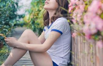 推女神 – 妮小妖的镂空写真，竟然比我想象中还要绝妙，乍一看只好咽口水。