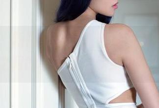 推女郎 – 新图集倒是挺神的，奶牛和易阳之间的“友谊”你见过吗？