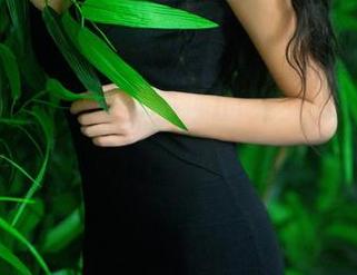 推女郎 – 图集：李丽莎的兔女郎造型，能不能打给我点记号，避免心脏再受刺激？