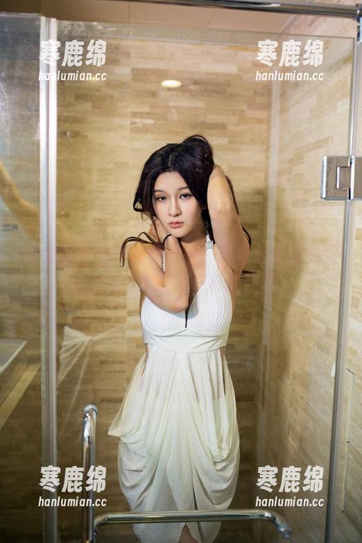 推女郎-赵纹清 推女郎 - 私拍新体验——看看赵纹清如何在内衣中发掘不一样的韵味。