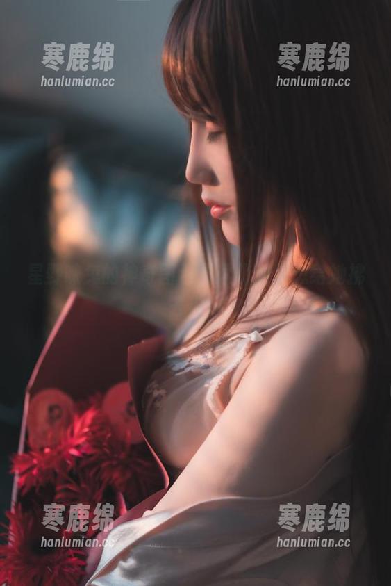 星野咪兔的神奇图包，透明到你想给她拂去尘埃