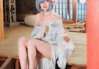 晕崽Zz的圣诞图集，偏偏把我这种吃瓜群众也卷入了这个美图的纠葛