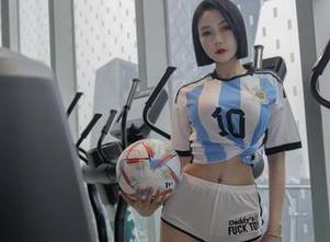 微密圈 – 果儿Victoria的女友，全套！可我更好奇她的拍摄花絮呢？