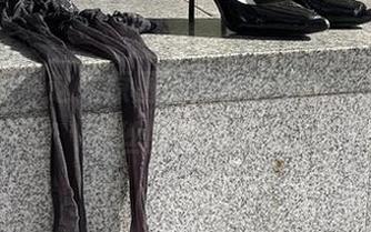 微密圈 – 这张原图里，水蜜桃米米和肉色亮丝的美妙巧合