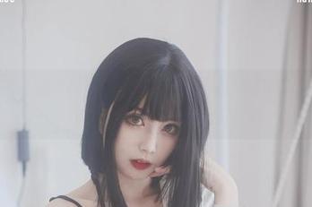 美图在此，清颜颜子用一副眼镜就能颠覆你的审美！你还敢说眼镜是平凡的配件吗？