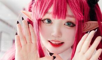 高清写真里的神沢永莉短裤，感觉像是在窥视某个无法名状的梦。