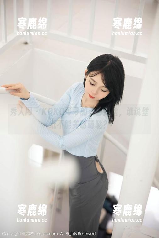 秀人网-KOKO可可 秀人网 - KOKO可可的天台探险,谁说壁纸不能美萌萌哒?
