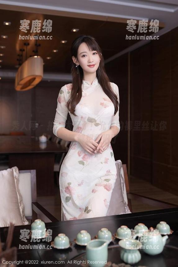 秀人网 - 拍得太好了！允尔的裤里丝让你眼眶都想怀旧了