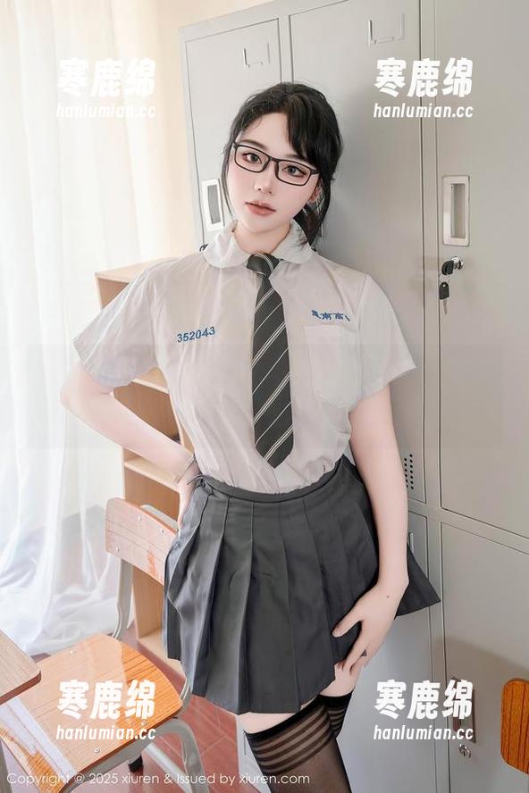 秀人网-卓君Jeanes 秀人网 - 卓君Jeanes的睡衣套图,完全是我的新“光辉时刻”
