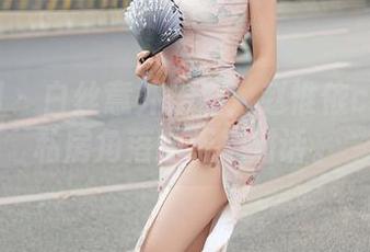 秀人网 – 白丝意外告白：赵惟依coco在私房角落的无声对话。