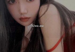 微密圈 – 想要黑丝？免费下载纪念小小v的吊带衣，快来，机不可失！