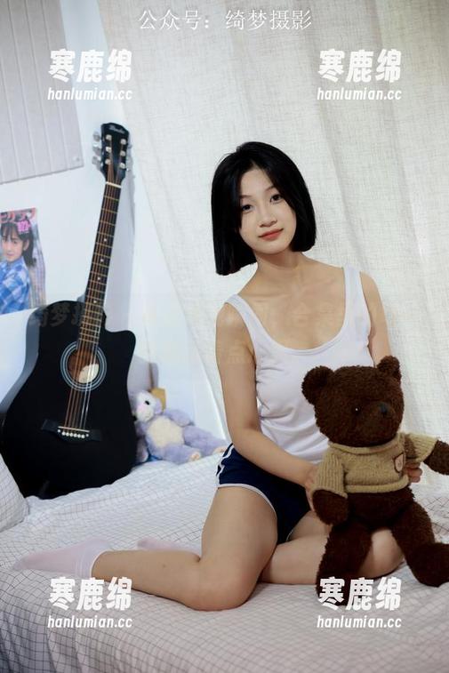 绮梦摄影-姜姜 绮梦摄影 - 姜姜清纯瞬间,合集里的每一张都藏着点心思。