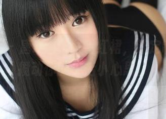 美媛馆 – 唐琪儿il联手红裙，让定制写真搅动你的午后小心思。