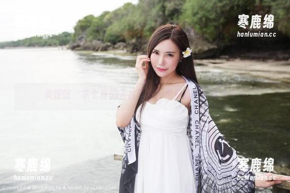 美媛馆 - 李七喜的天台写真，免费照片等你来拿！