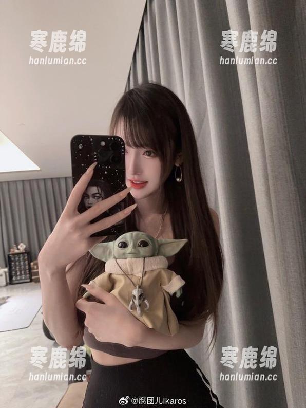 腐团儿Ikaros教你自信自拍的图集上线！别犹豫，下载让你轻松接地气