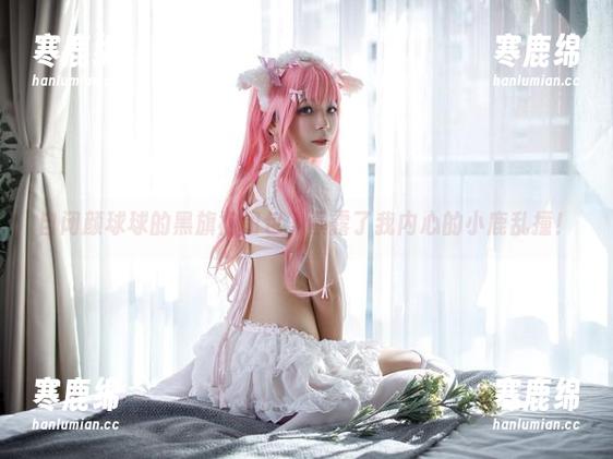 自闭颜球球的黑旗袍图包，暴露了我内心的小鹿乱撞！