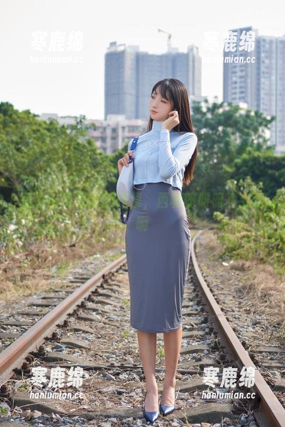 私拍与兔女郎的碰撞，西呱呀呀呀真会玩啊